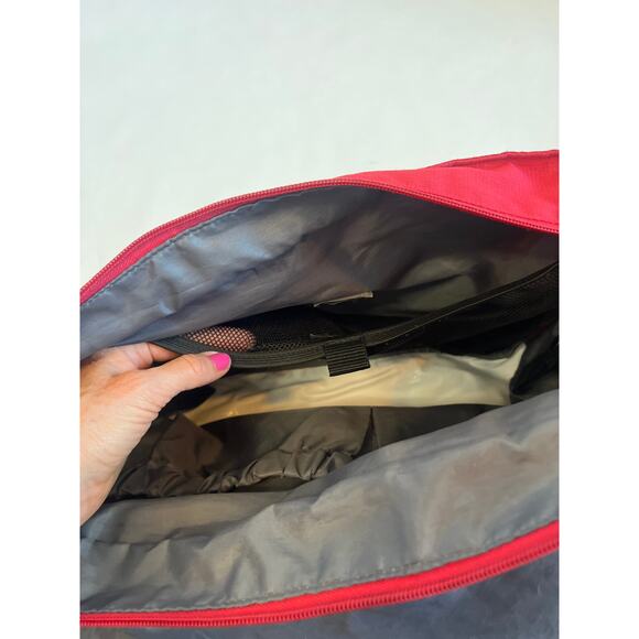 COLUMBIA OUTFITTER MESSENGER DIAPER SHOULDER BAG UNISEX PARENTS RED AND BLACK - Picture 11 of 15